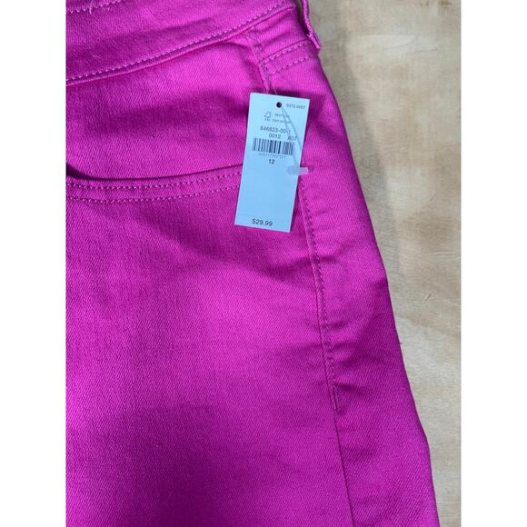 3 Pairs of Old Navy, High Rise Wow Shorts, Two Black one Pink size 12 - Picture 5 of 9